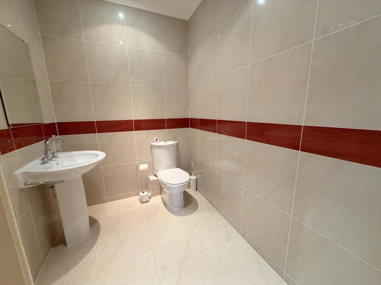 Nairn Road, BH13, photo 13