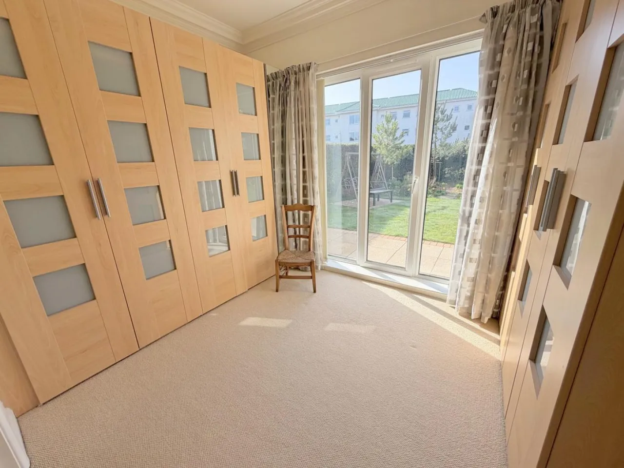 Nairn Road, BH13, photo 17