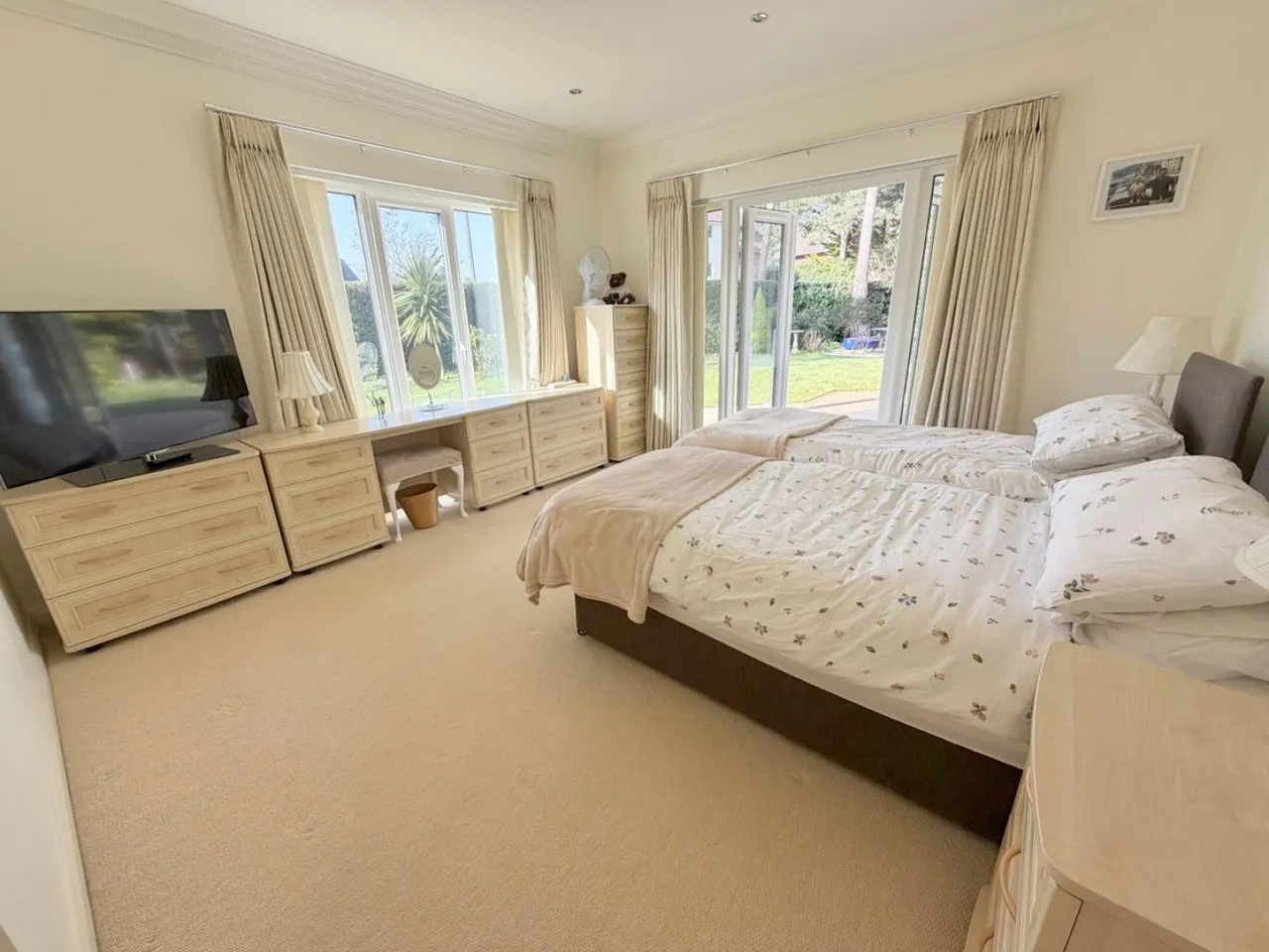 Nairn Road, BH13, photo 15