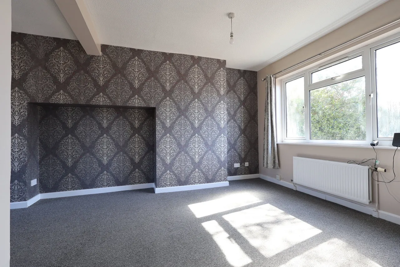 Malmesbury Road, Gloucester, GL4 6BH, photo 2
