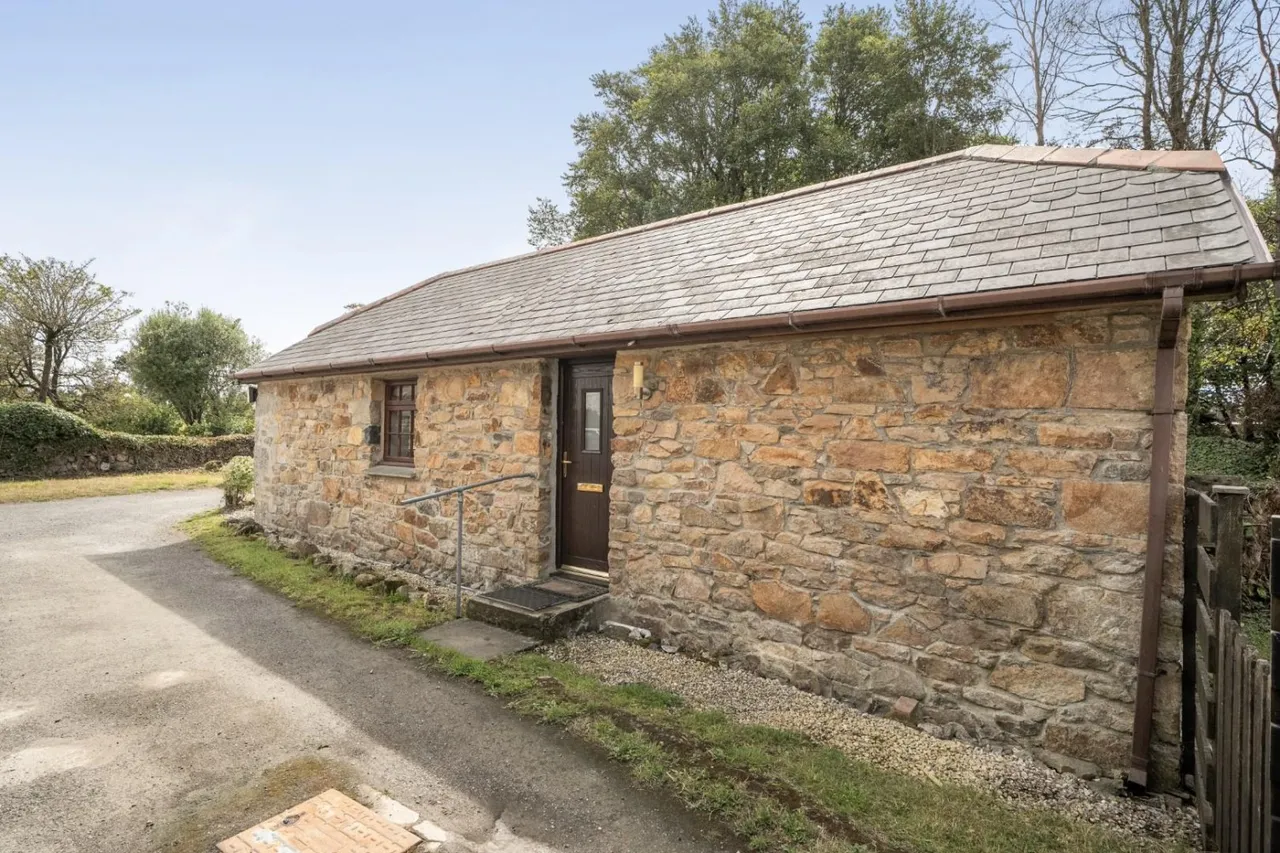Detached Barn Conversion at Plain-An-Gwarry, Marazion, TR17, photo 18