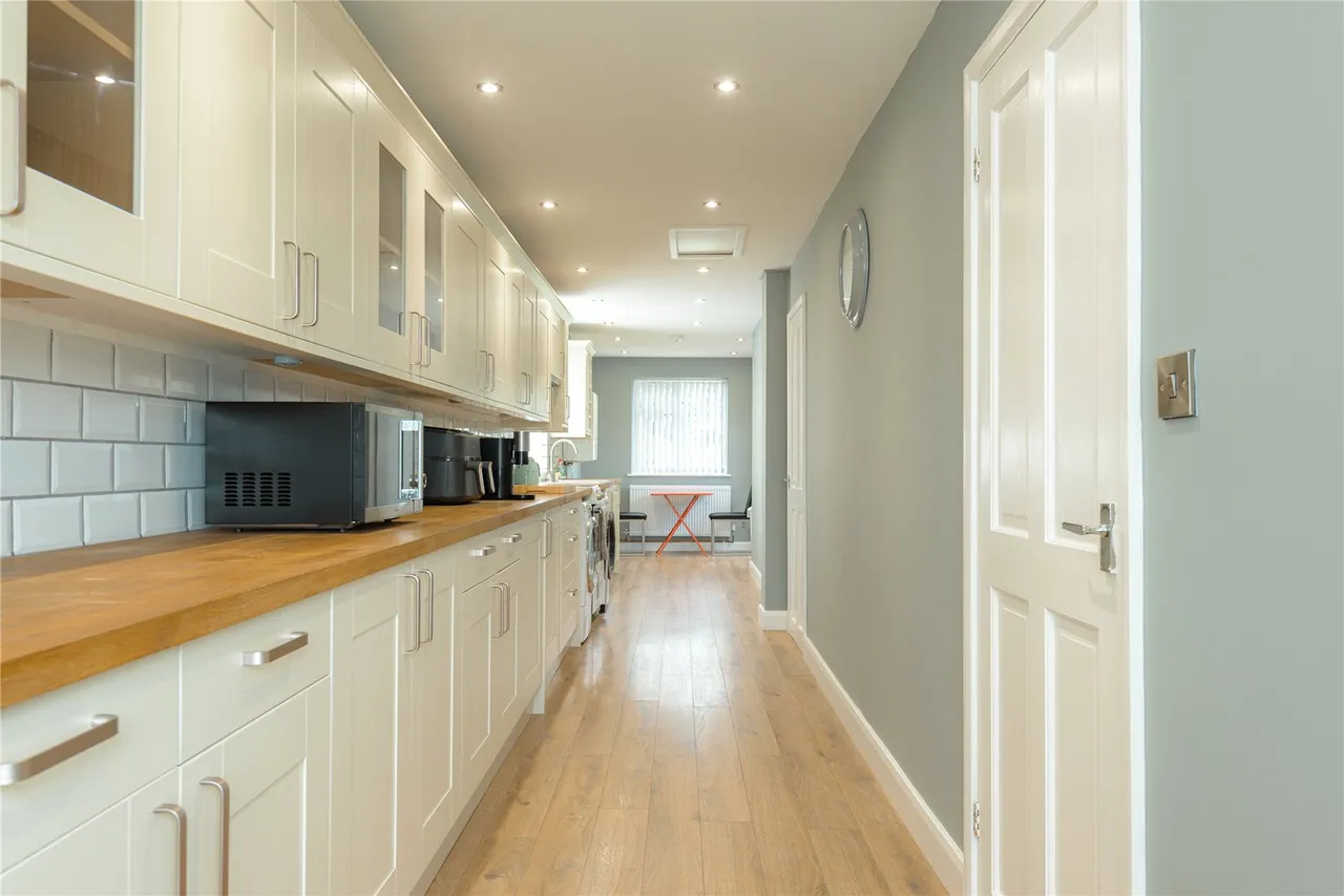 Chepstow Avenue, Guilsfield, SY21, photo 5