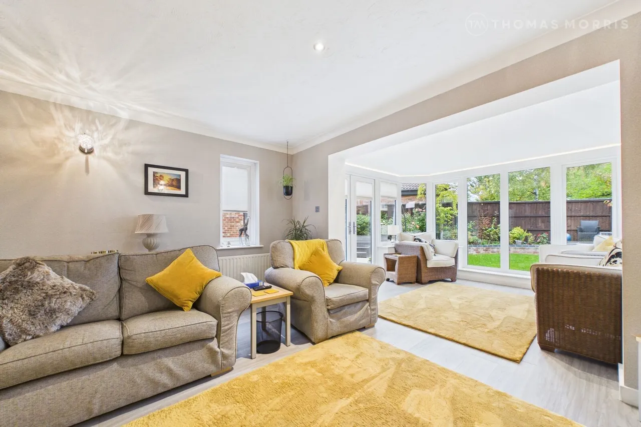 Owl Way, Hartford, PE29, photo 4