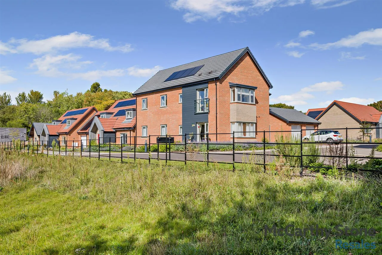2 bed flat for sale, Bluebell Road, Eaton, NR4