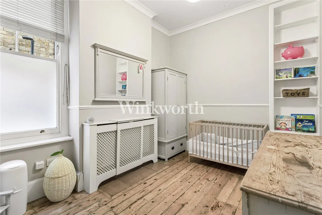 Old Park Road, London, N13, photo 10