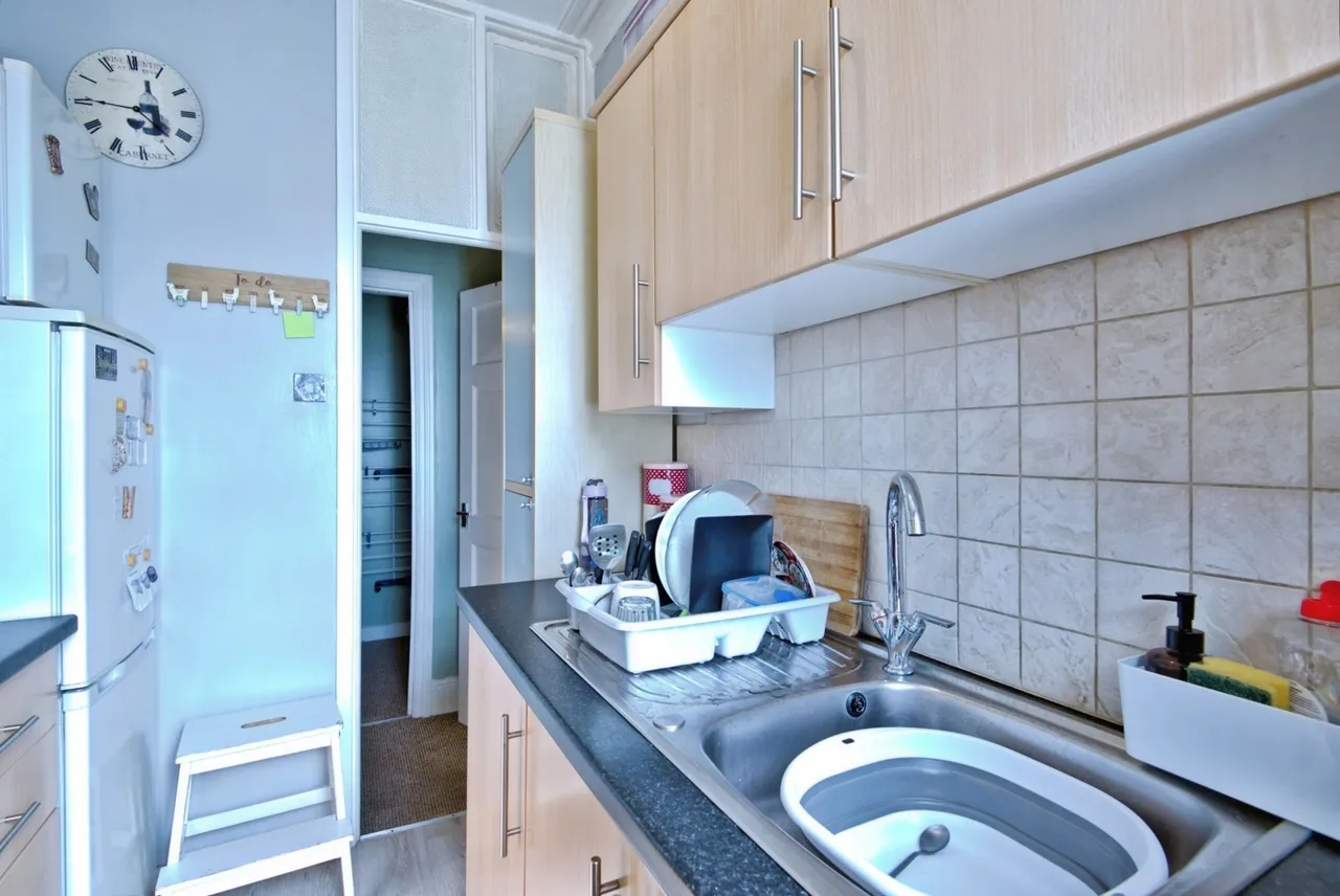 Ambleside Drive, Southend-on-Sea, Essex, SS1, photo 5