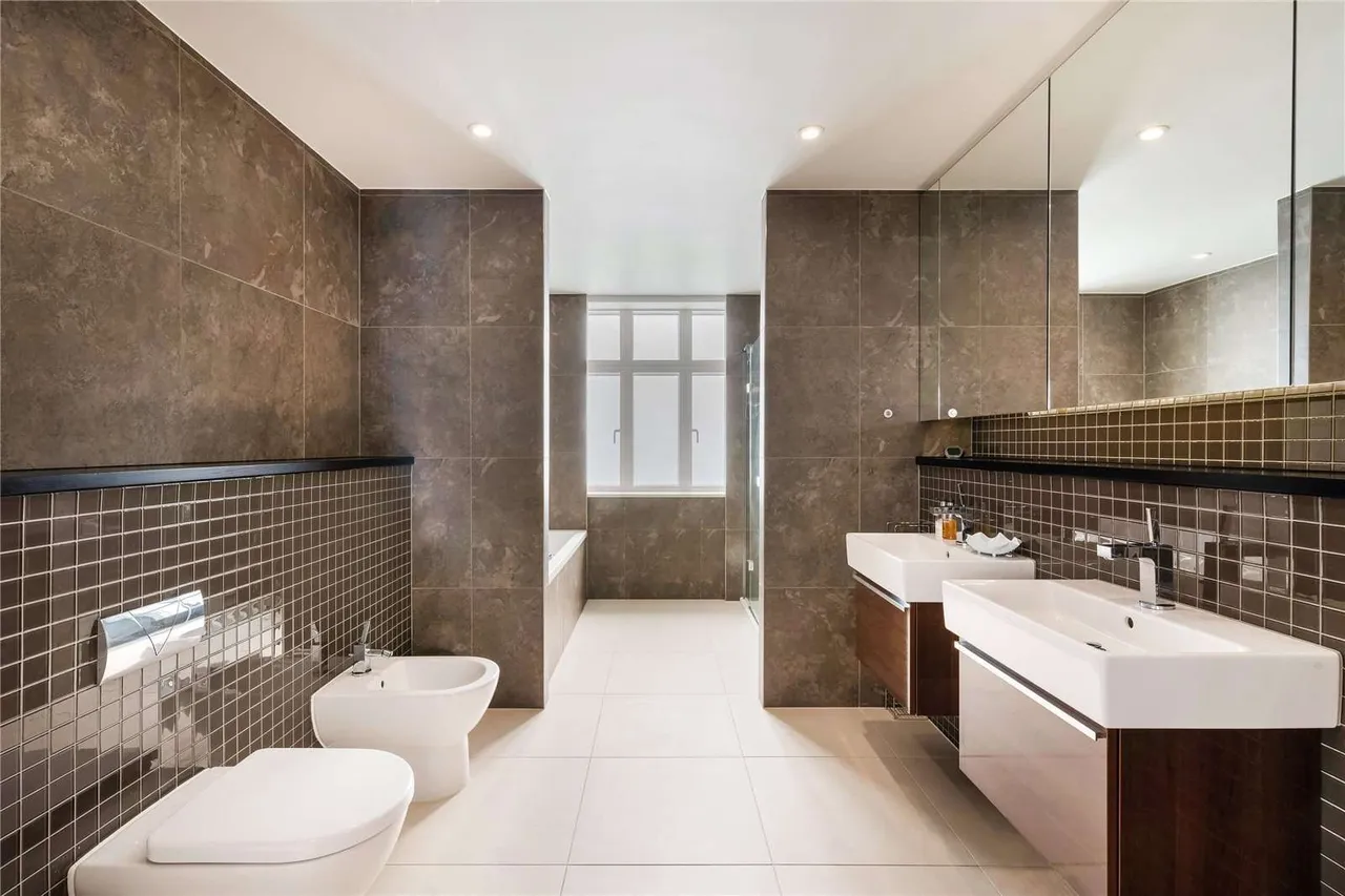 Great Peter Street, London, SW1P, photo 6