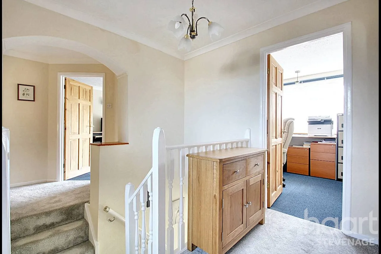Marlowe Close, Stevenage, SG2, photo 17
