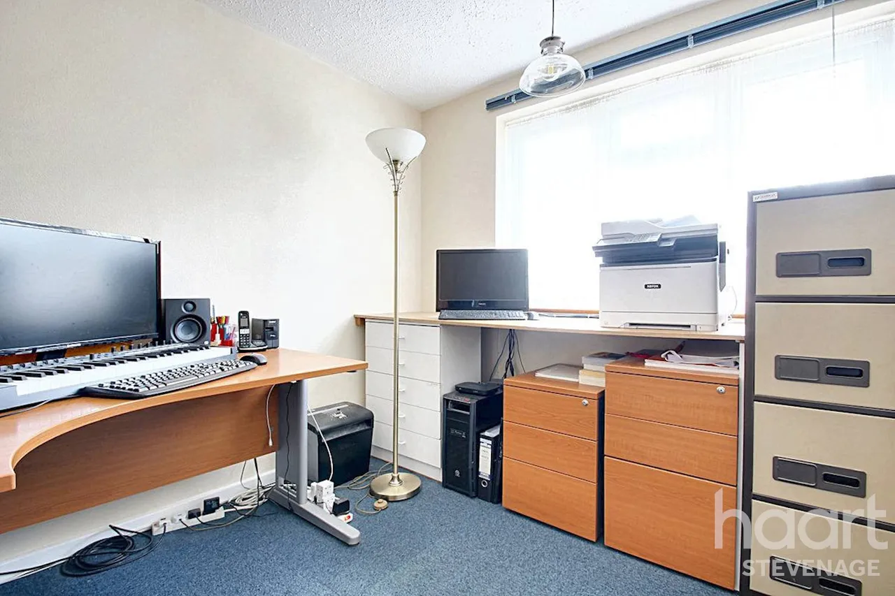 Marlowe Close, Stevenage, SG2, photo 21