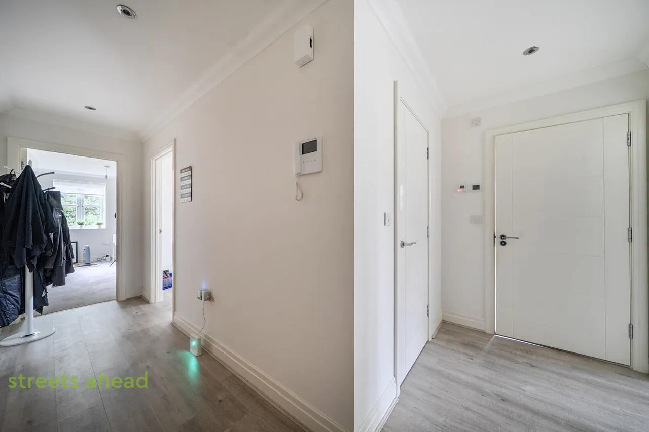 Hillcrest Road, Purley, CR8, photo 17