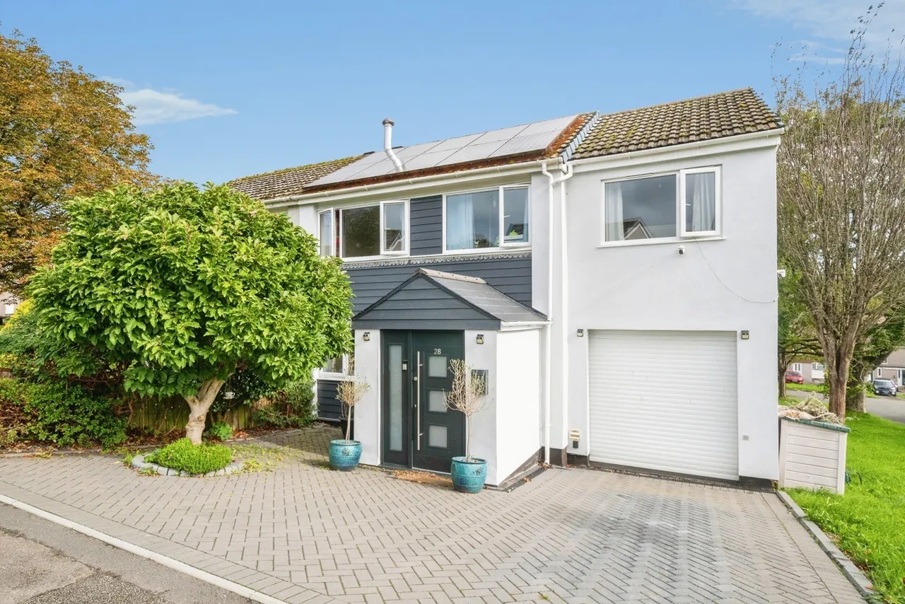 4 bed house for sale, Dennis Road, Liskeard, PL14