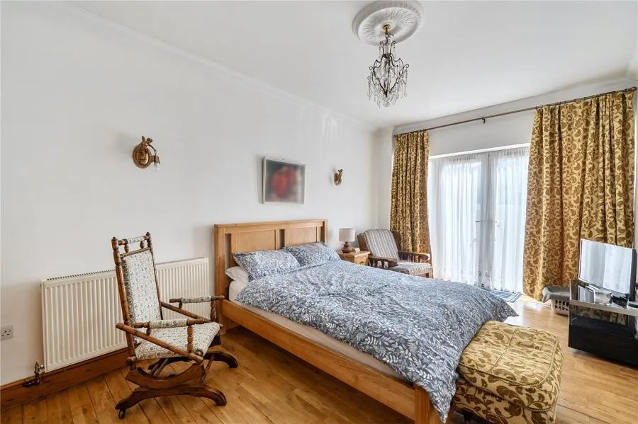 Tolworth Rise North, Surbiton, KT5, photo 12