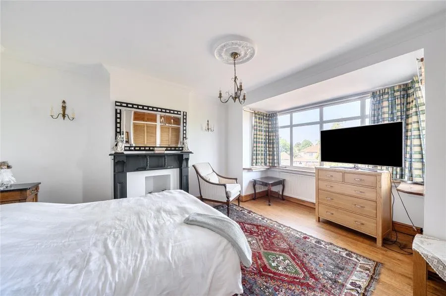 Tolworth Rise North, Surbiton, KT5, photo 10