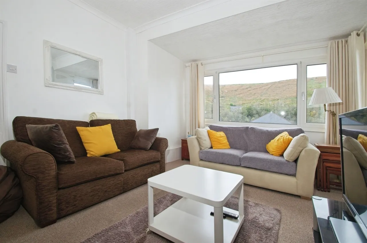 Villiers Road, Port Talbot, SA13, photo 2