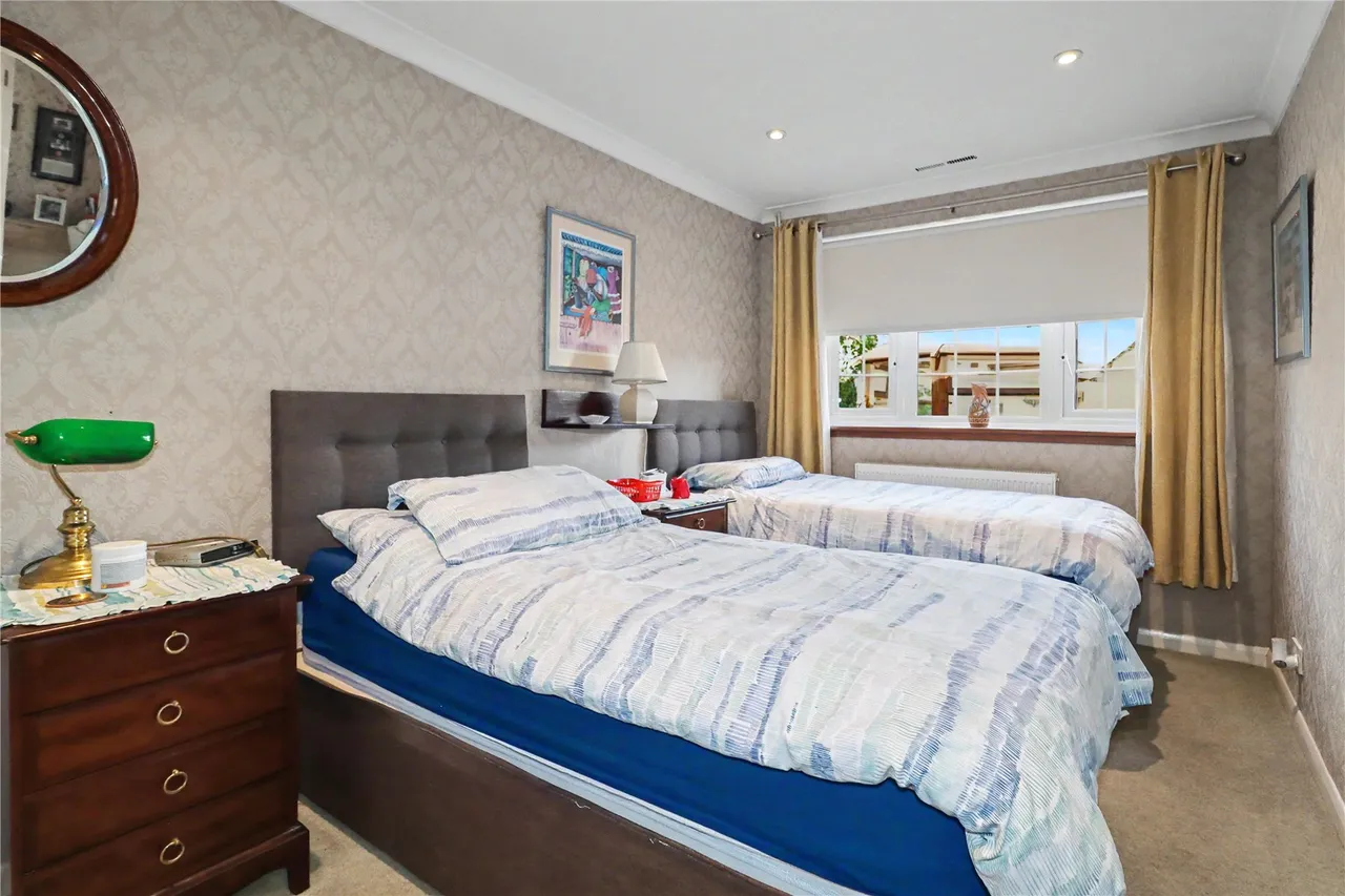Thursby Road, Woking, GU21, photo 8