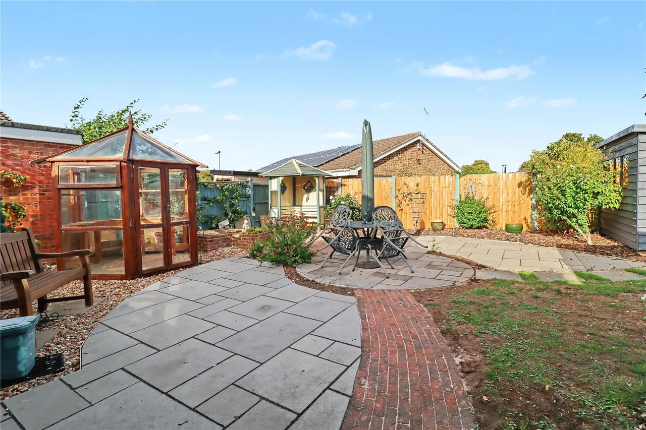 Thursby Road, Woking, GU21, photo 13