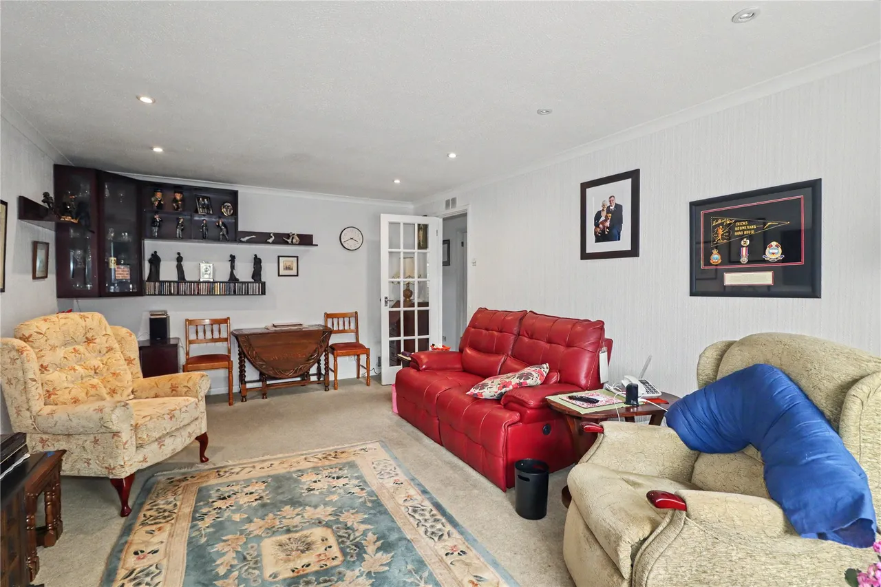 Thursby Road, Woking, GU21, photo 7