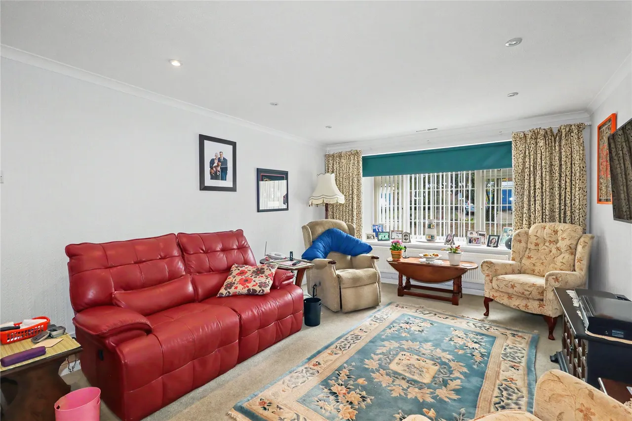 Thursby Road, Woking, GU21, photo 5