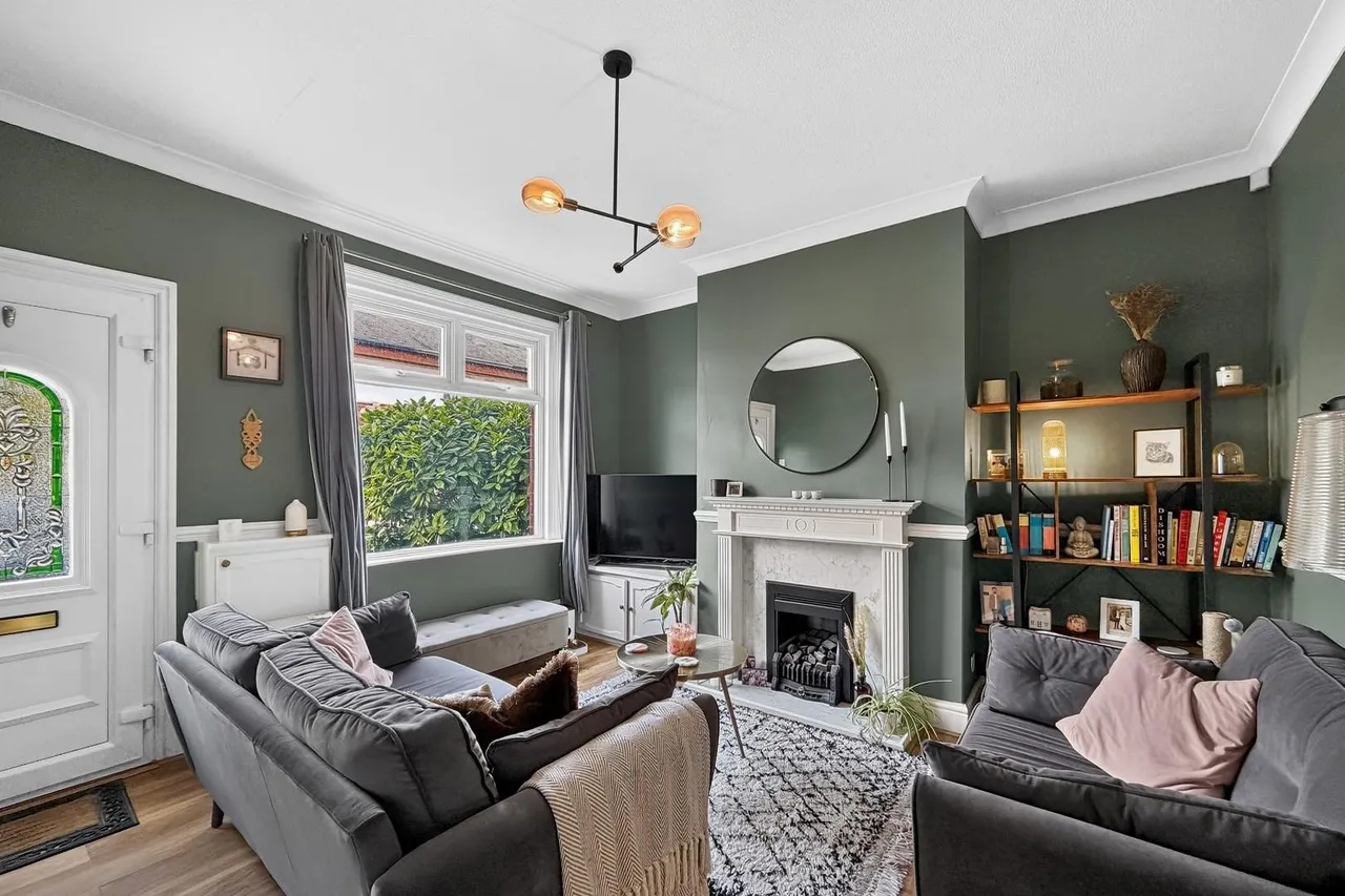 St. Andrews Avenue, Timperley WA15 6SG, photo 2