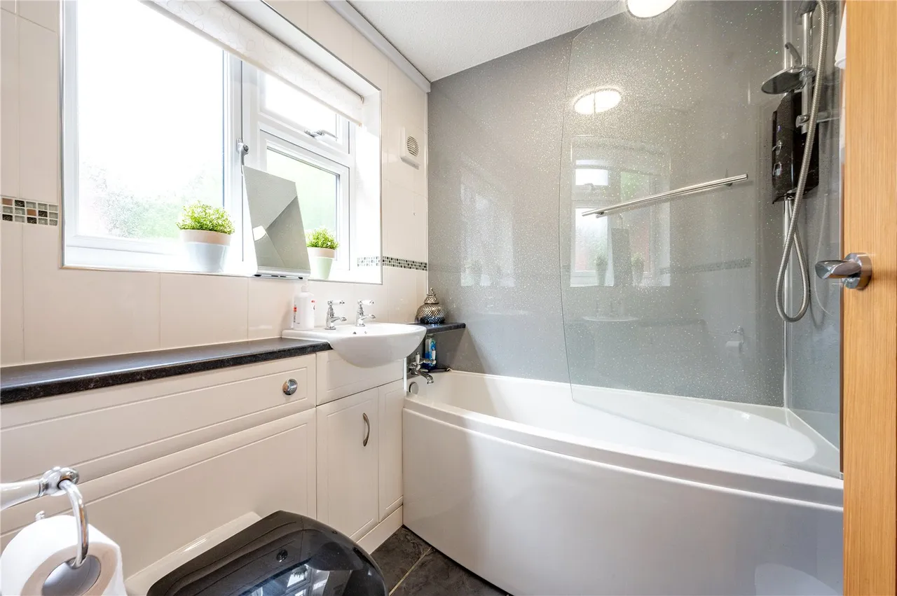 Avonbank Close Hunt End, Walkwood, Redditch, B97 5XR, photo 10