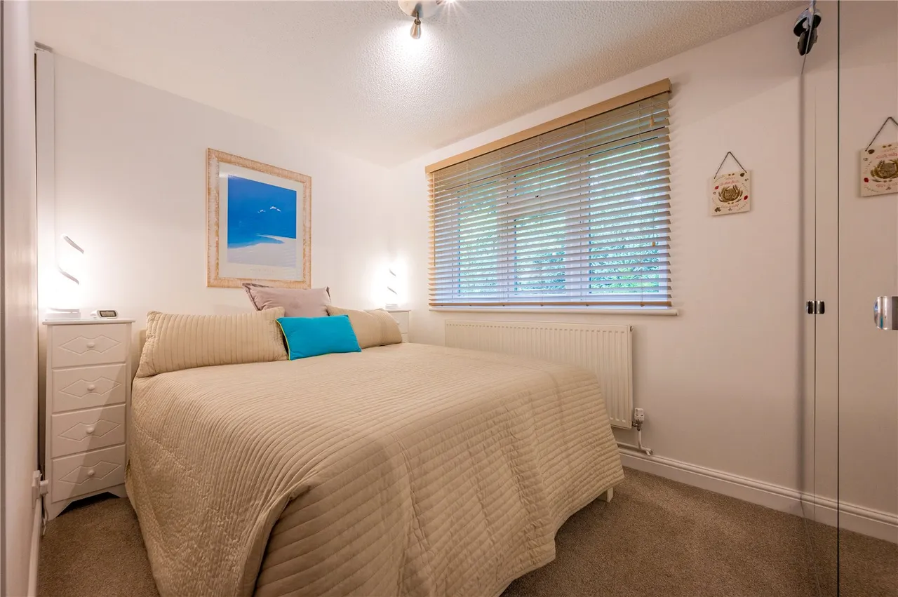 Avonbank Close Hunt End, Walkwood, Redditch, B97 5XR, photo 8