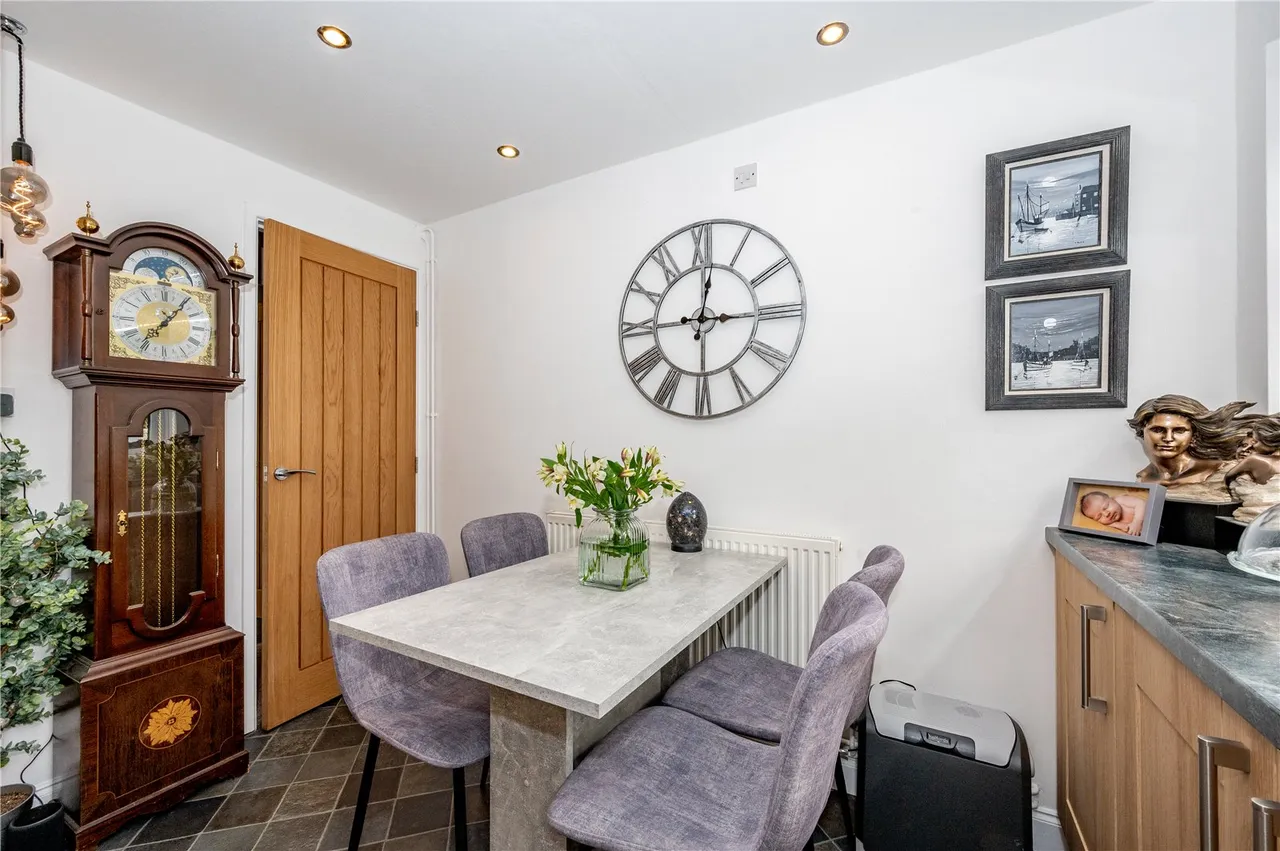 Avonbank Close Hunt End, Walkwood, Redditch, B97 5XR, photo 6