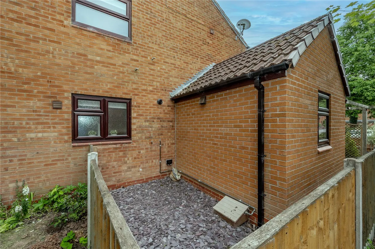 Avonbank Close Hunt End, Walkwood, Redditch, B97 5XR, photo 12