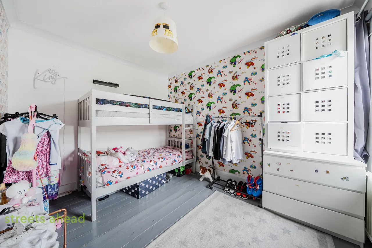 Bensham Grove, Thornton Heath, CR7, photo 12