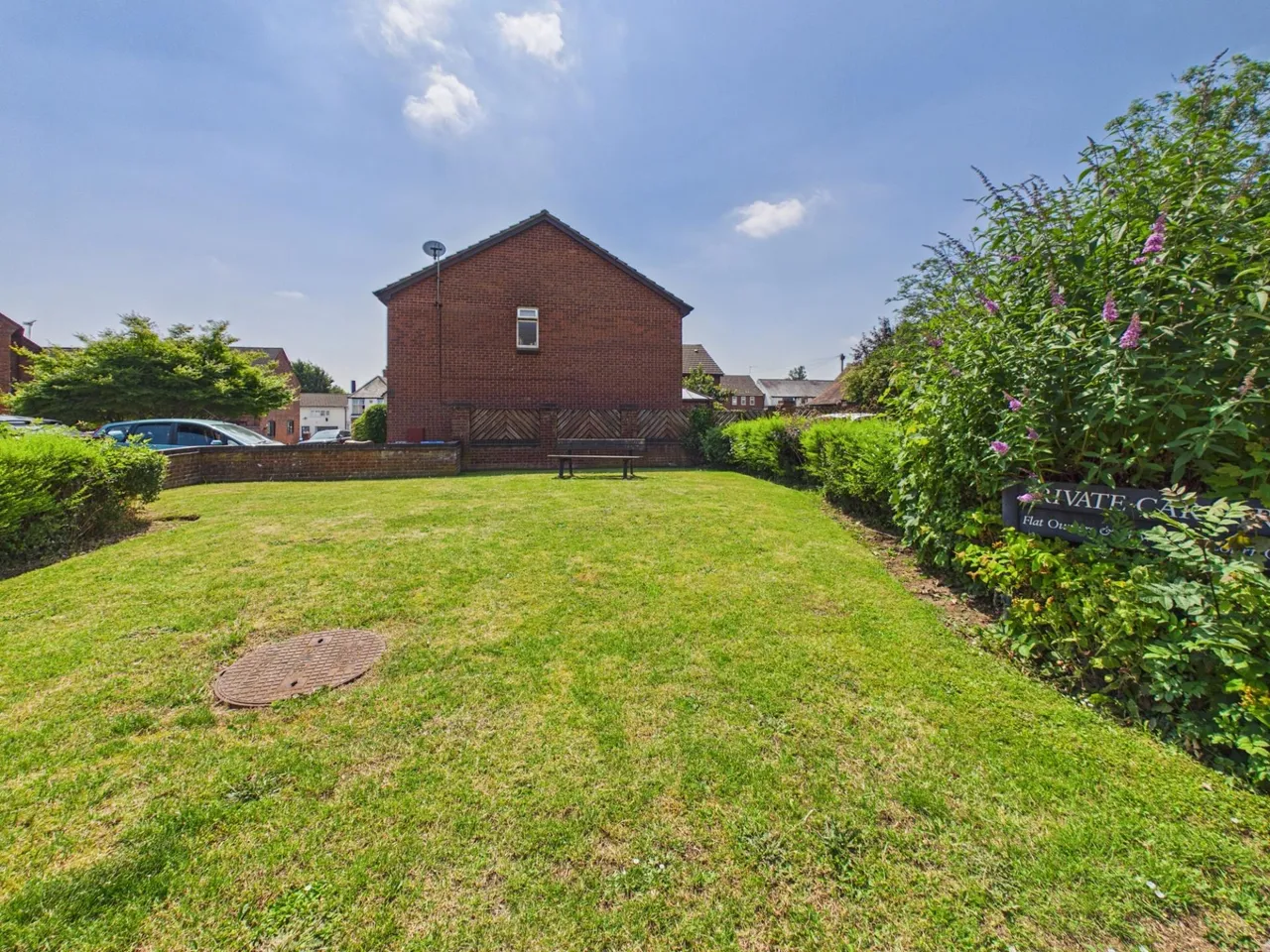 Windsor Court, Burbage, LE10, photo 8