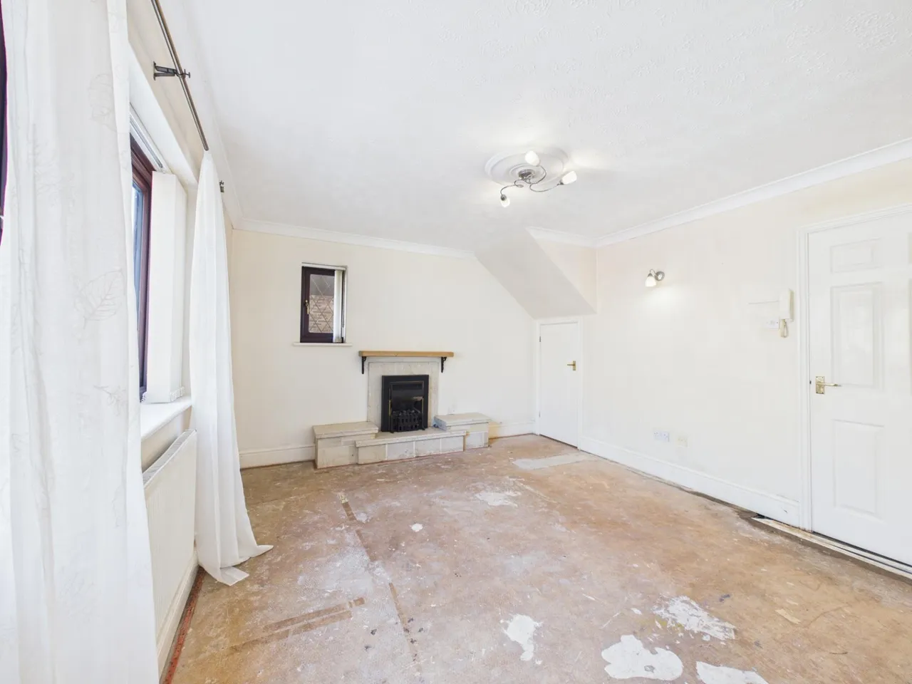 Windsor Court, Burbage, LE10, photo 3