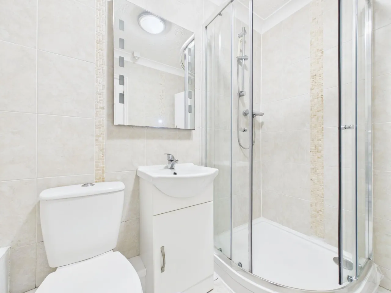 Windsor Court, Burbage, LE10, photo 7