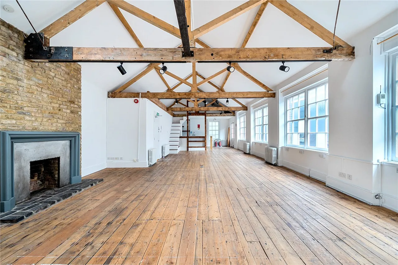 Standard Place, London, EC2A, photo 2