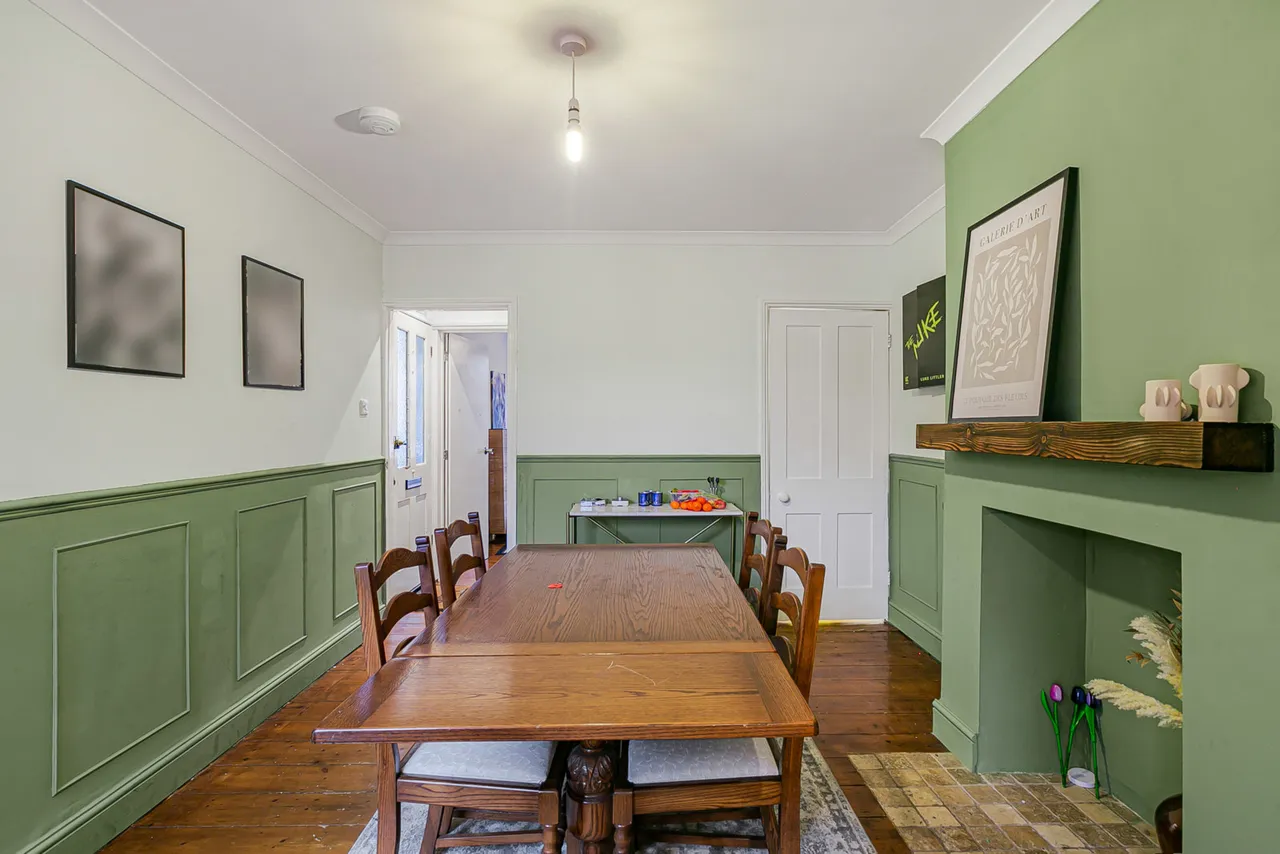 Harvest Road, Englefield Green, TW20, photo 7