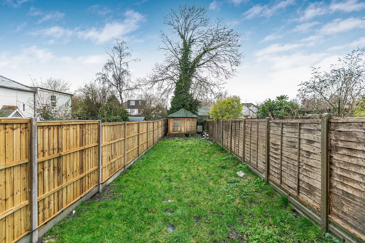 Harvest Road, Englefield Green, TW20, photo 16