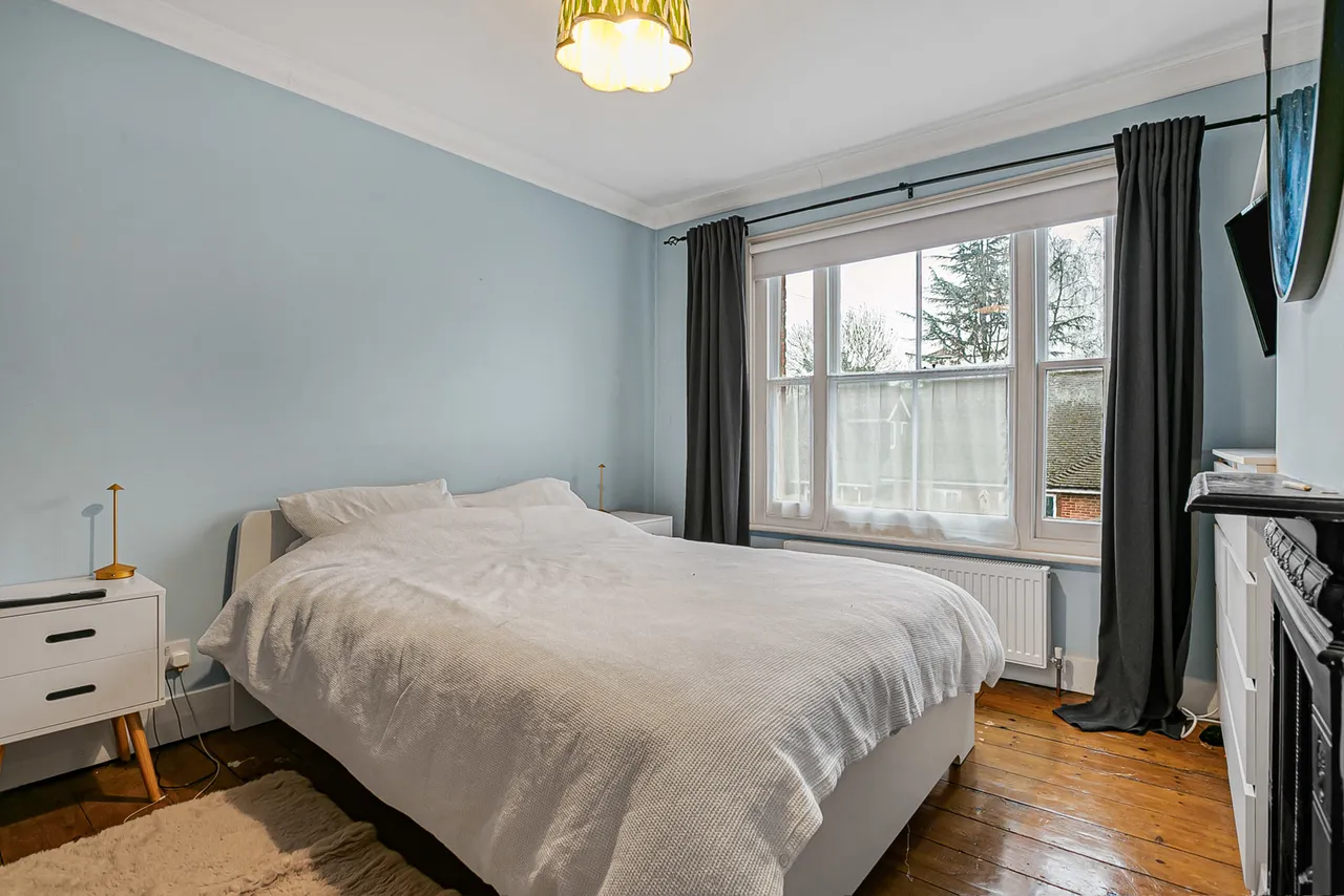 Harvest Road, Englefield Green, TW20, photo 4