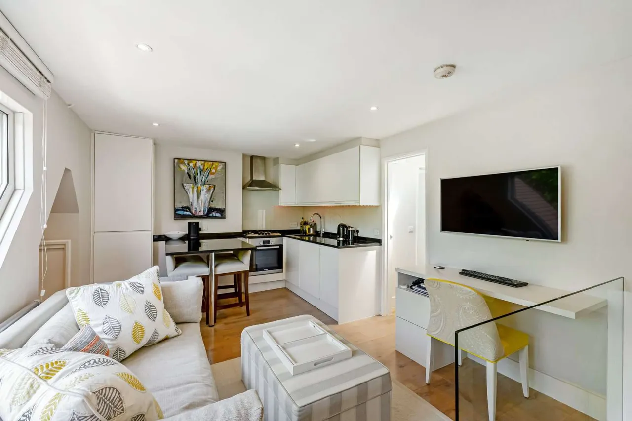 New Kings Road, Fulham, London, SW6 4SL, photo 3