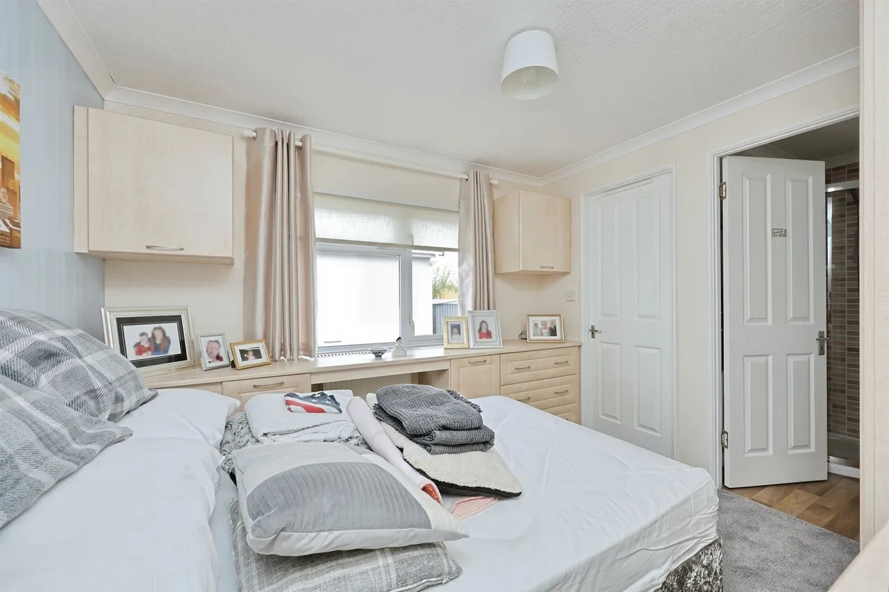 Plumtree Mobile Home Park, Marham, photo 12