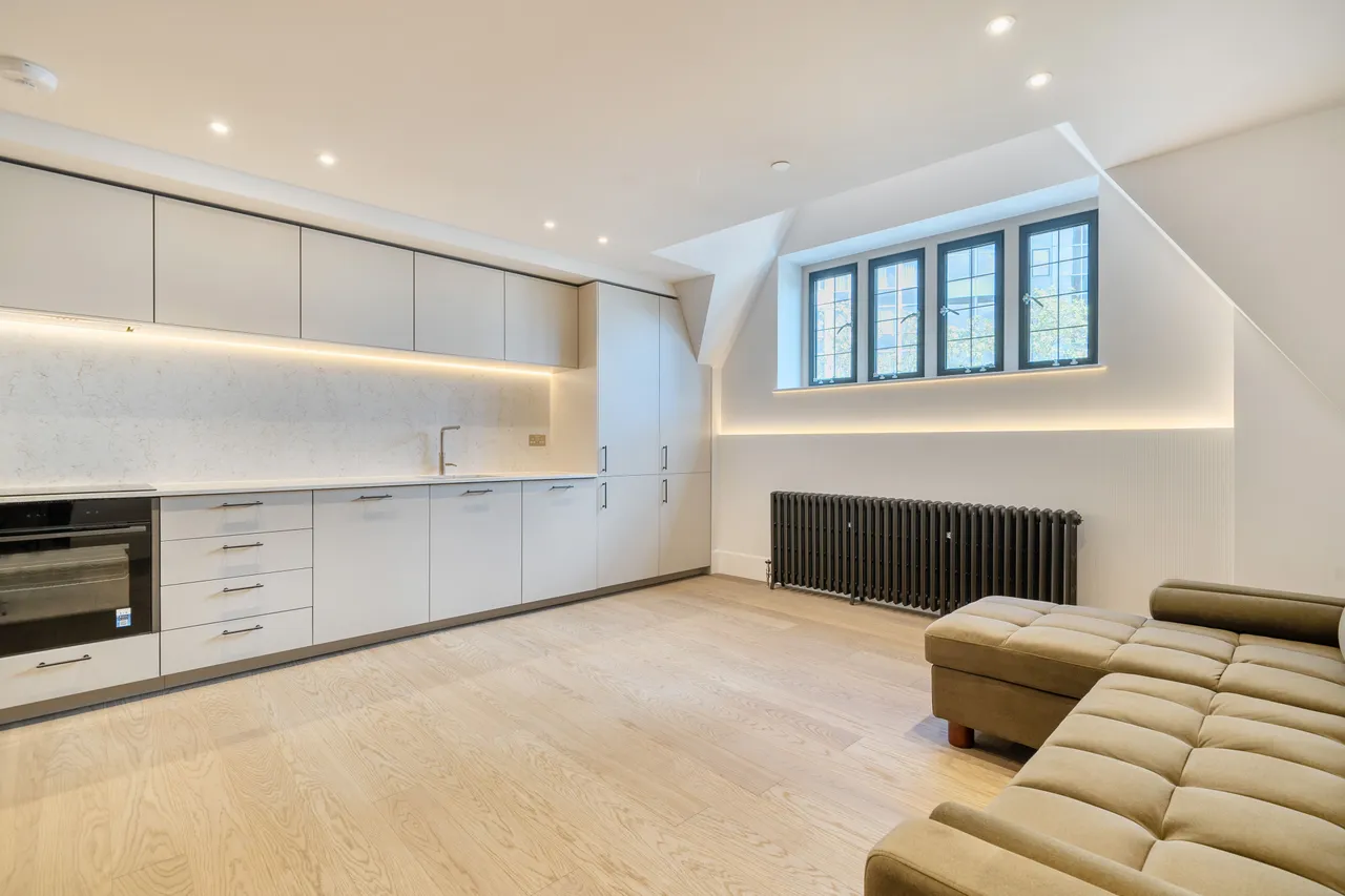 Flat 5, 13 Kensington High Street, London, photo 6