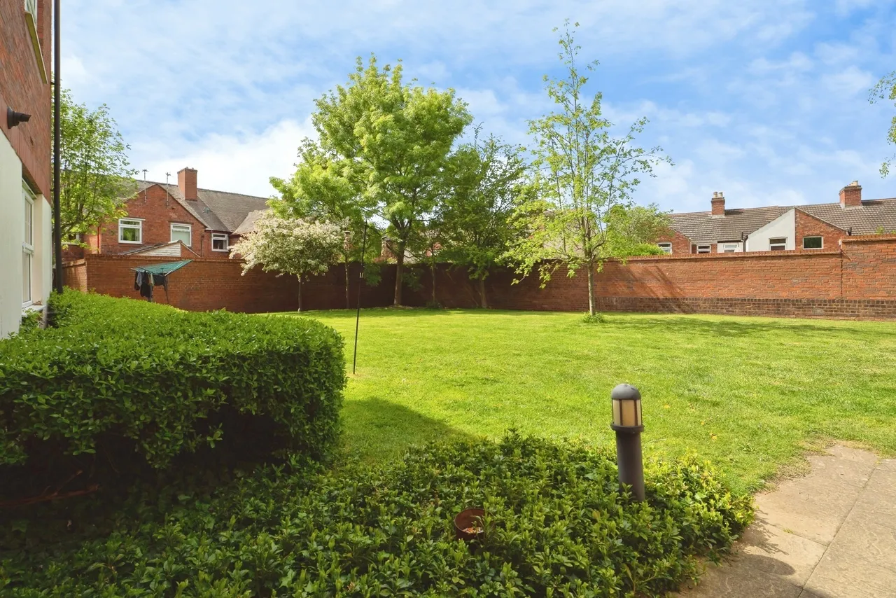 Moorgate, Tamworth, Staffordshire, B79, photo 15