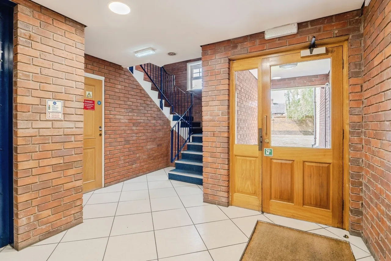 Moorgate, Tamworth, Staffordshire, B79, photo 18