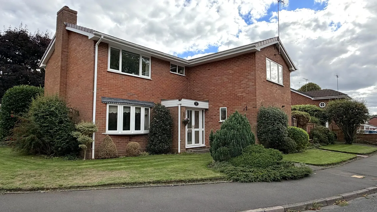 Lynwood Drive, Blakedown, Kidderminster, photo 37