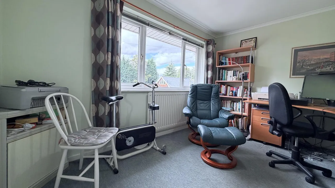 Lynwood Drive, Blakedown, Kidderminster, photo 20