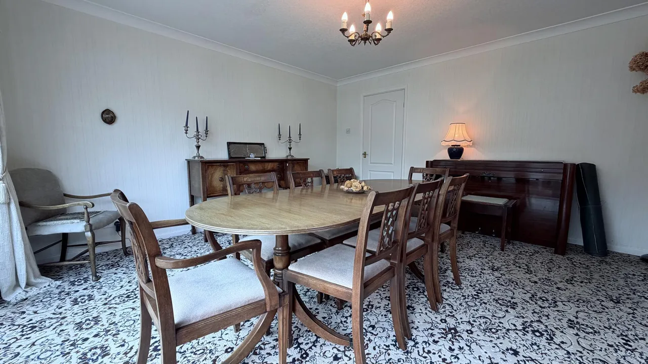 Lynwood Drive, Blakedown, Kidderminster, photo 7