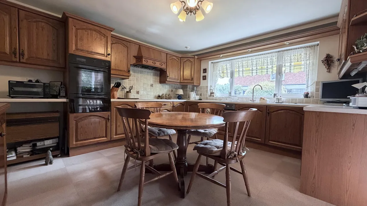 Lynwood Drive, Blakedown, Kidderminster, photo 11