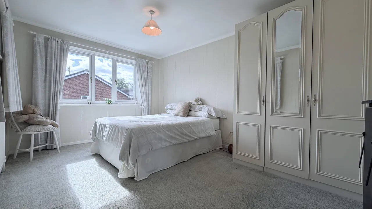 Lynwood Drive, Blakedown, Kidderminster, photo 24