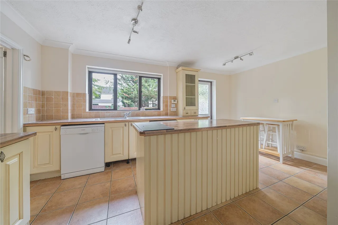 Fyfield Close, Bromley, BR2, photo 18