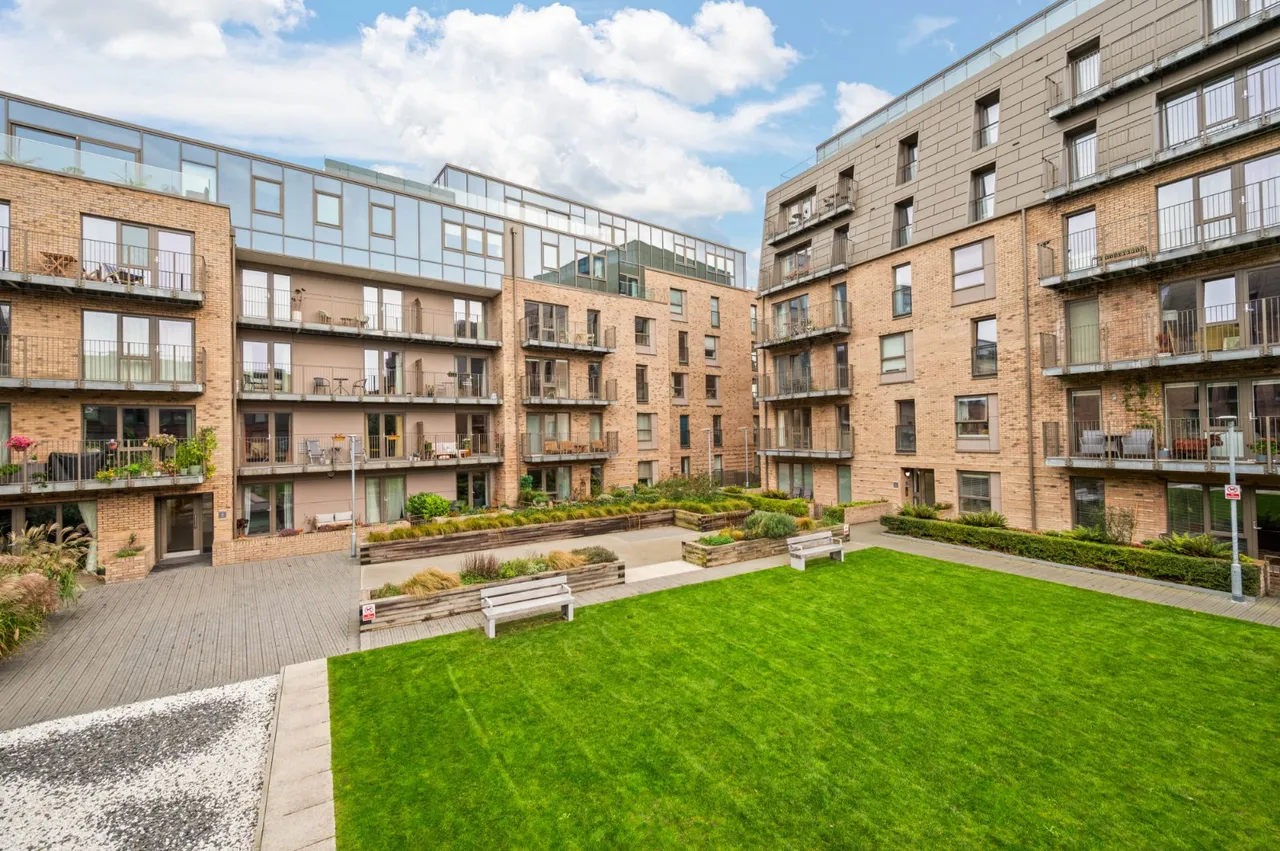 Hughes Close, Canonmills, EH7, photo 17