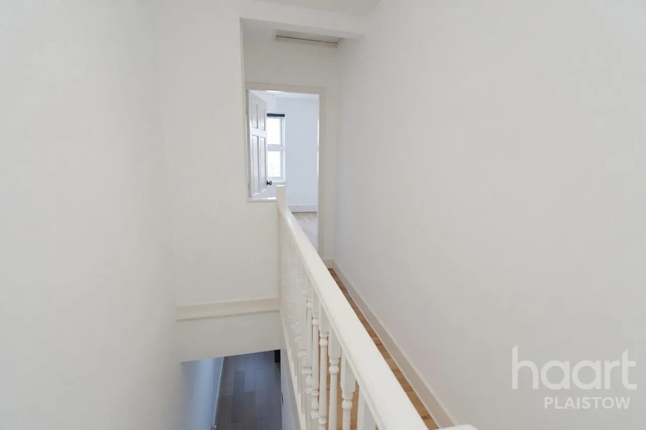 Pretoria Road, London, E16, photo 17