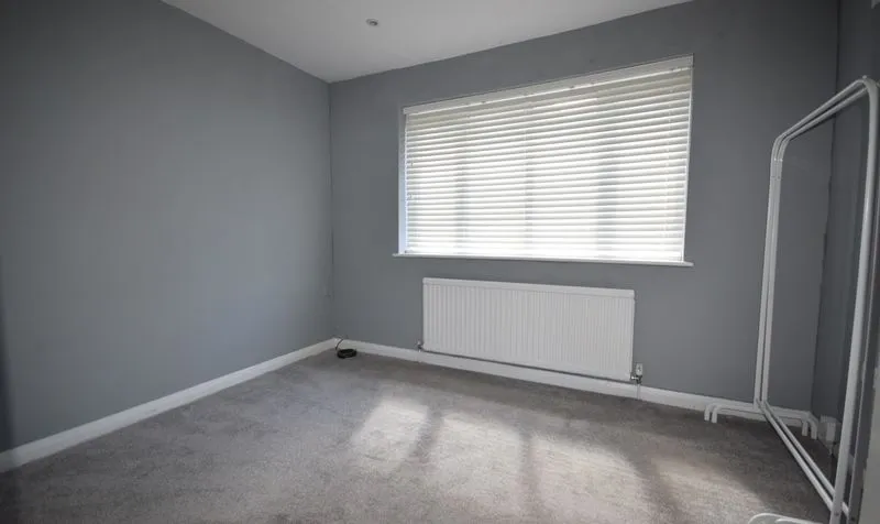 Grosvenor Road, Epsom, KT18, photo 8
