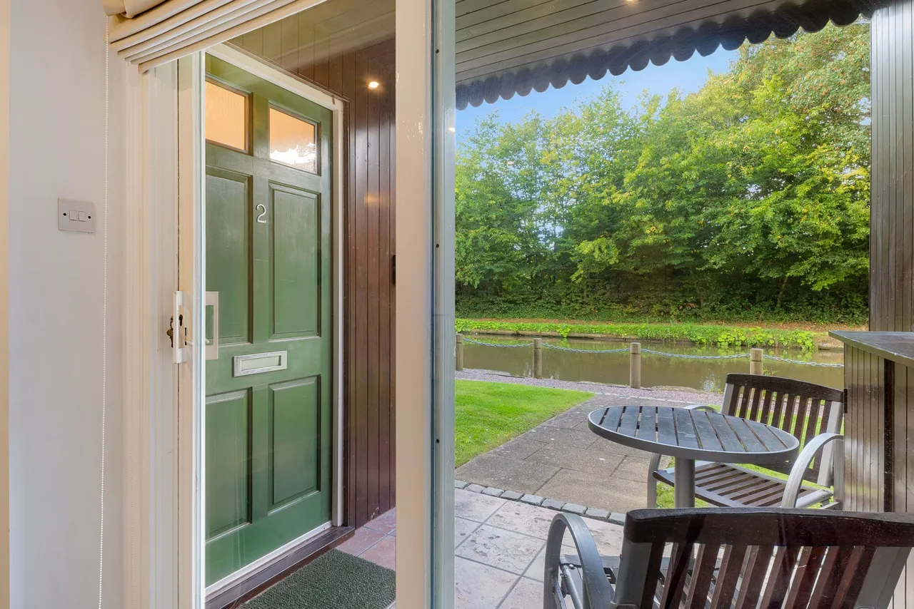 Flat 2, Brindley Wharf Waterfront, Preston On The Hill, Warrington, WA4 4AU, photo 14